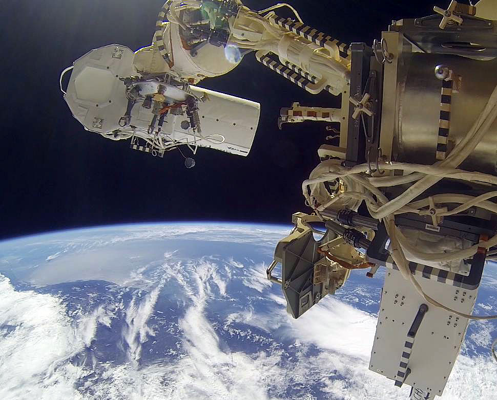 UrtheCast Cameras Outside Space Station Send First Data Home